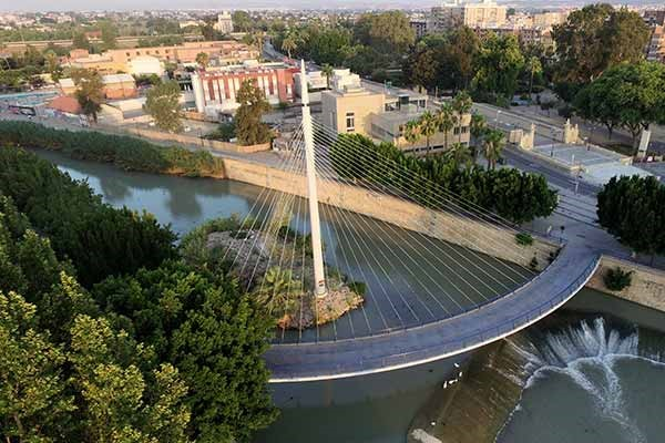 Crossing the river bridge by bridge in the City of Murcia image 1